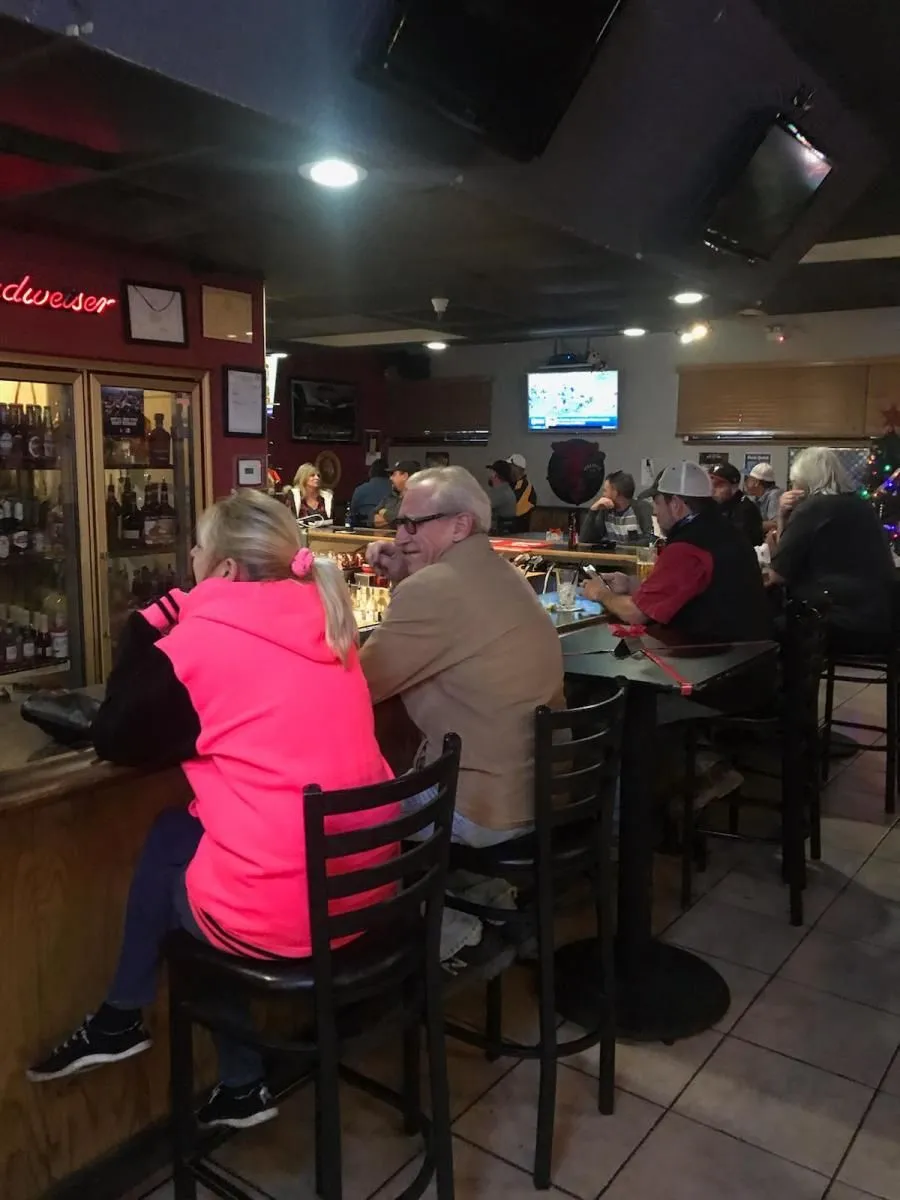 Business 5 image HIGH 5 GRILLE