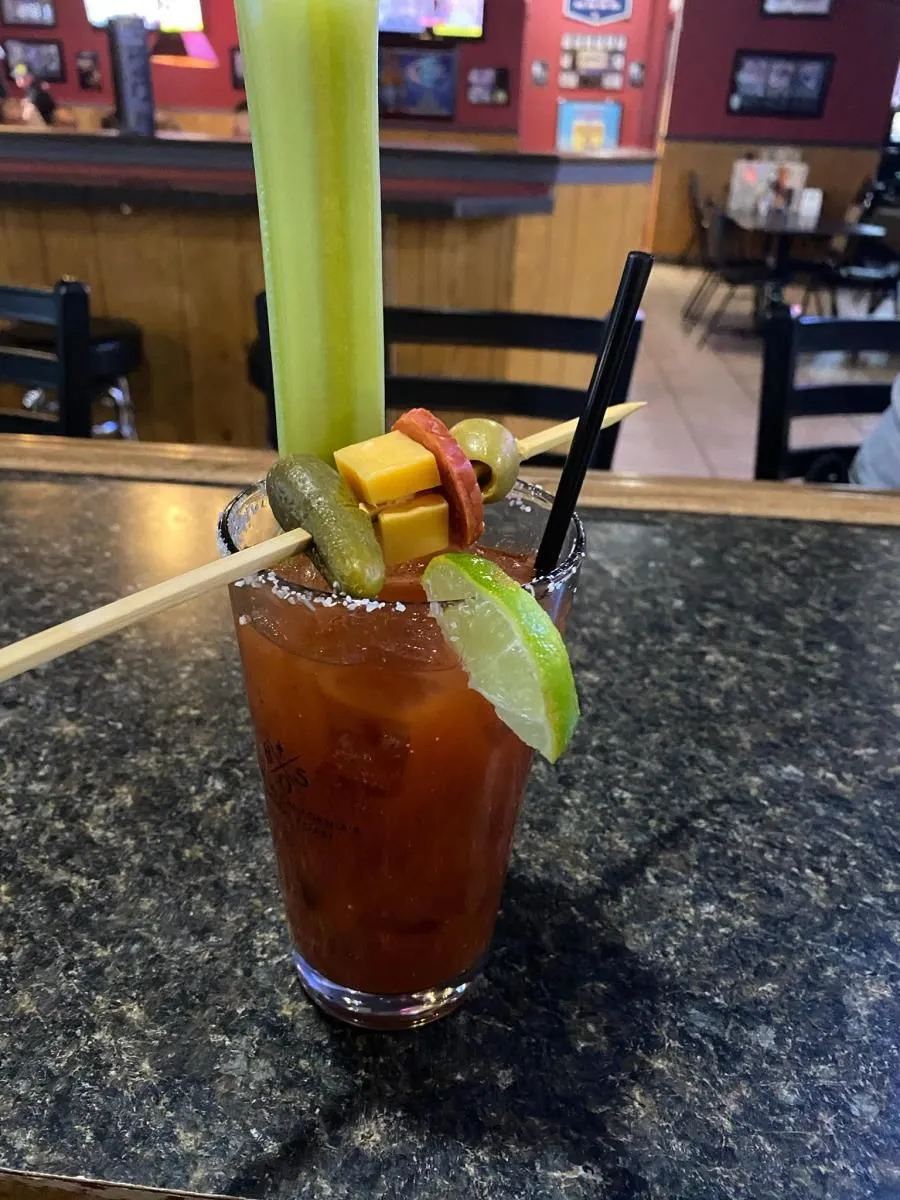 Business 10 image HIGH 5 GRILLE