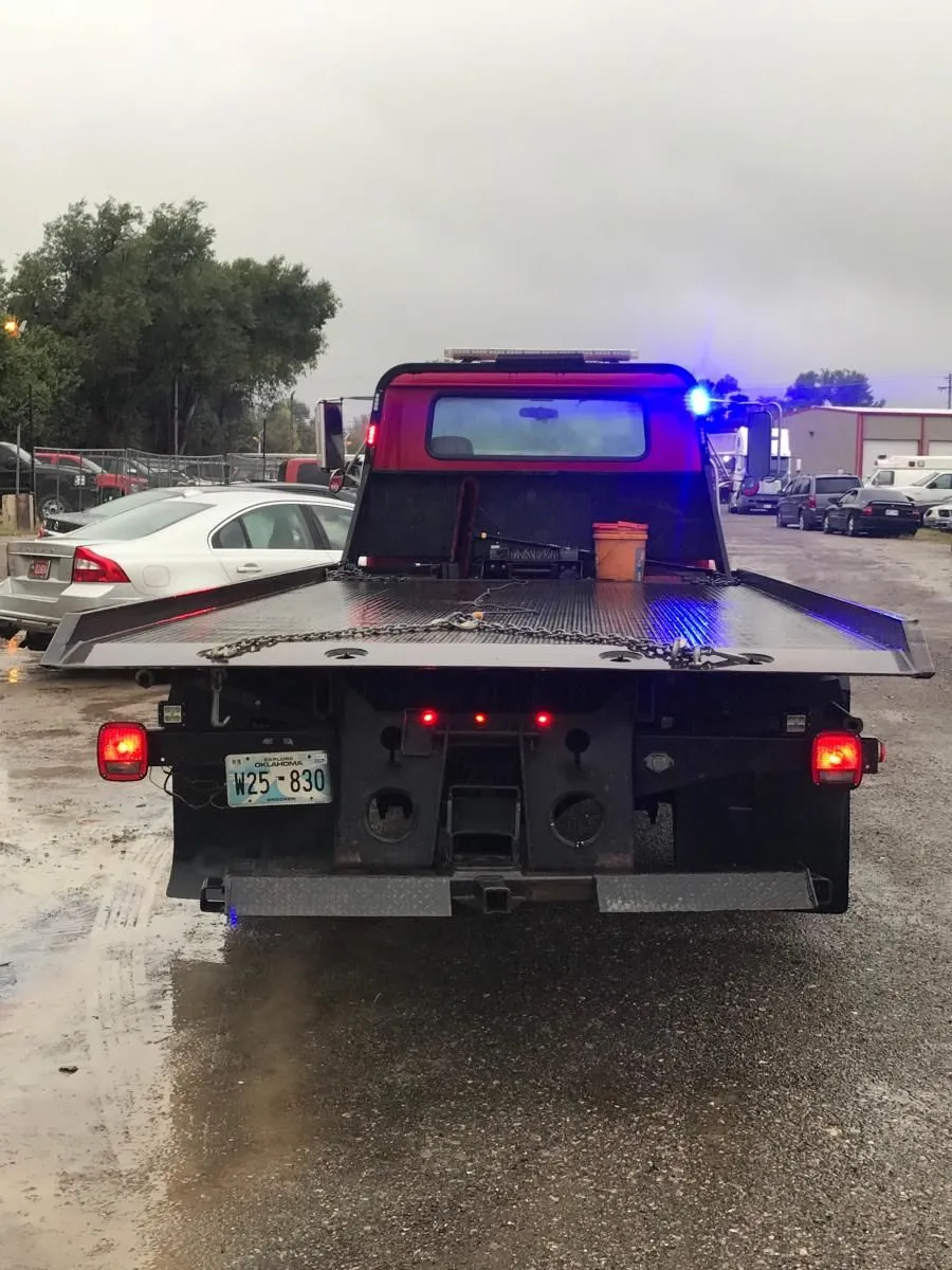 Business 26 image ULTIMATE REFLECTIONS TOWING LLC