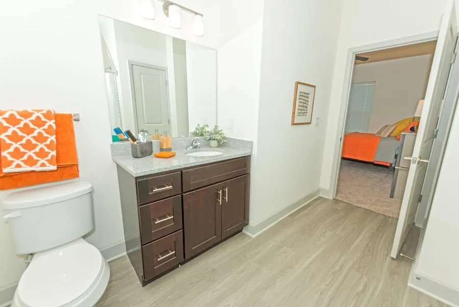 Business 11 image MIDTOWN SAM HOUSTON APARTMENTS