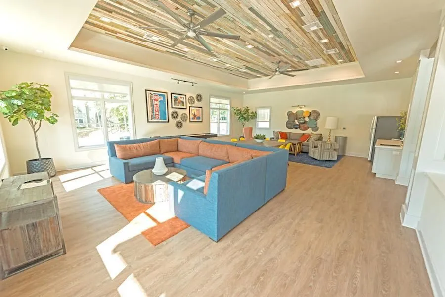 Business 23 image MIDTOWN SAM HOUSTON APARTMENTS