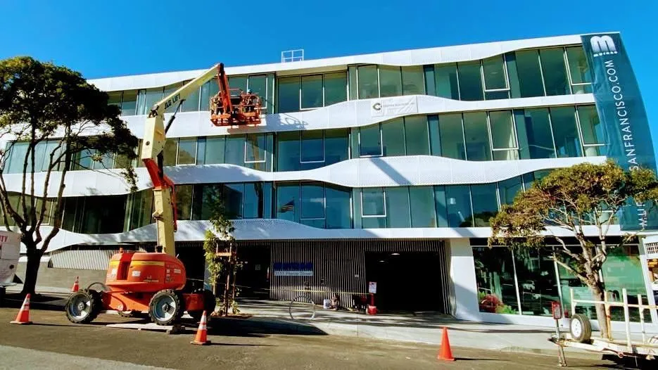 Business 75 image EAGLE WINDOW CLEANING