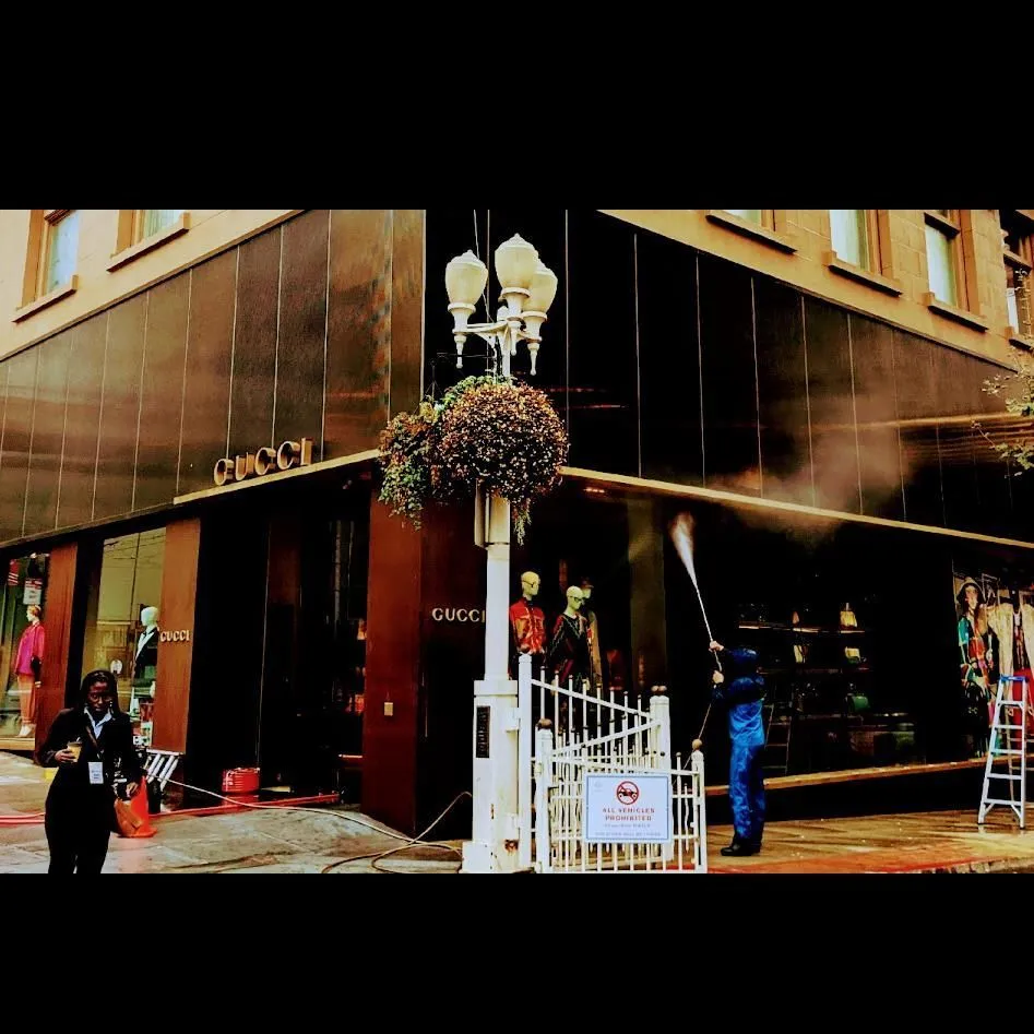 Business 24 image EAGLE WINDOW CLEANING