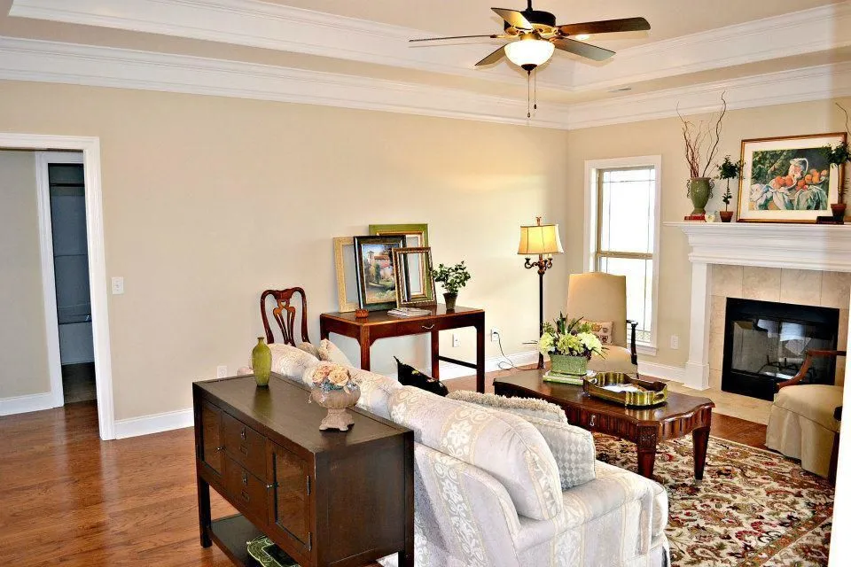 Business 8 image TAMMY HOWARD OWEN REAL ESTATE AGENT - RE/MAX UNLIMITED