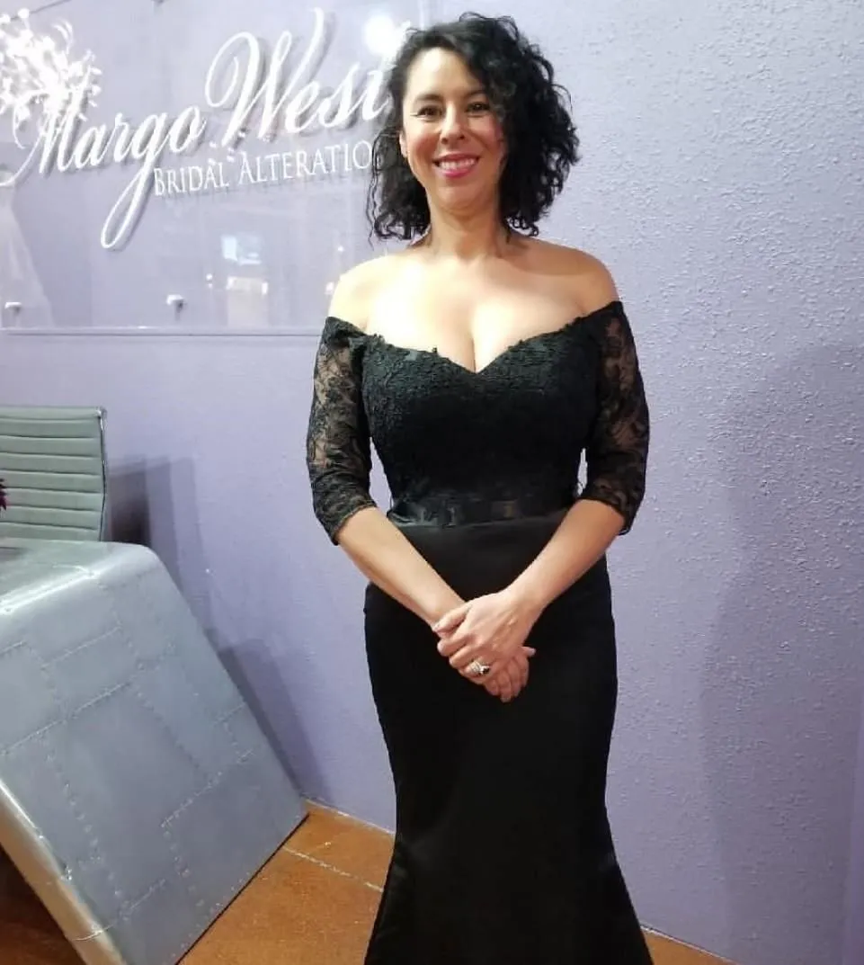 Business 7 image MARGO WEST BRIDAL ALTERATIONS